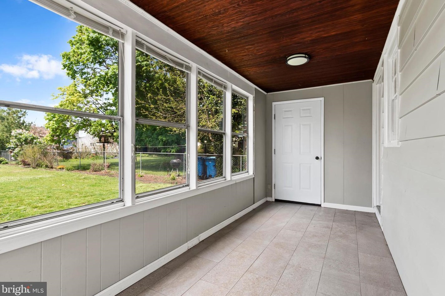 18 Meetinghouse Spg Rd, Carlisle PA  exterior