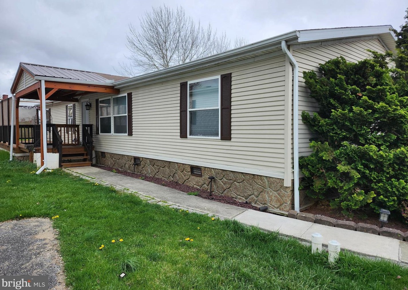 81 Rustic Dr, Lees Cross Roads, PA 17257-8751
