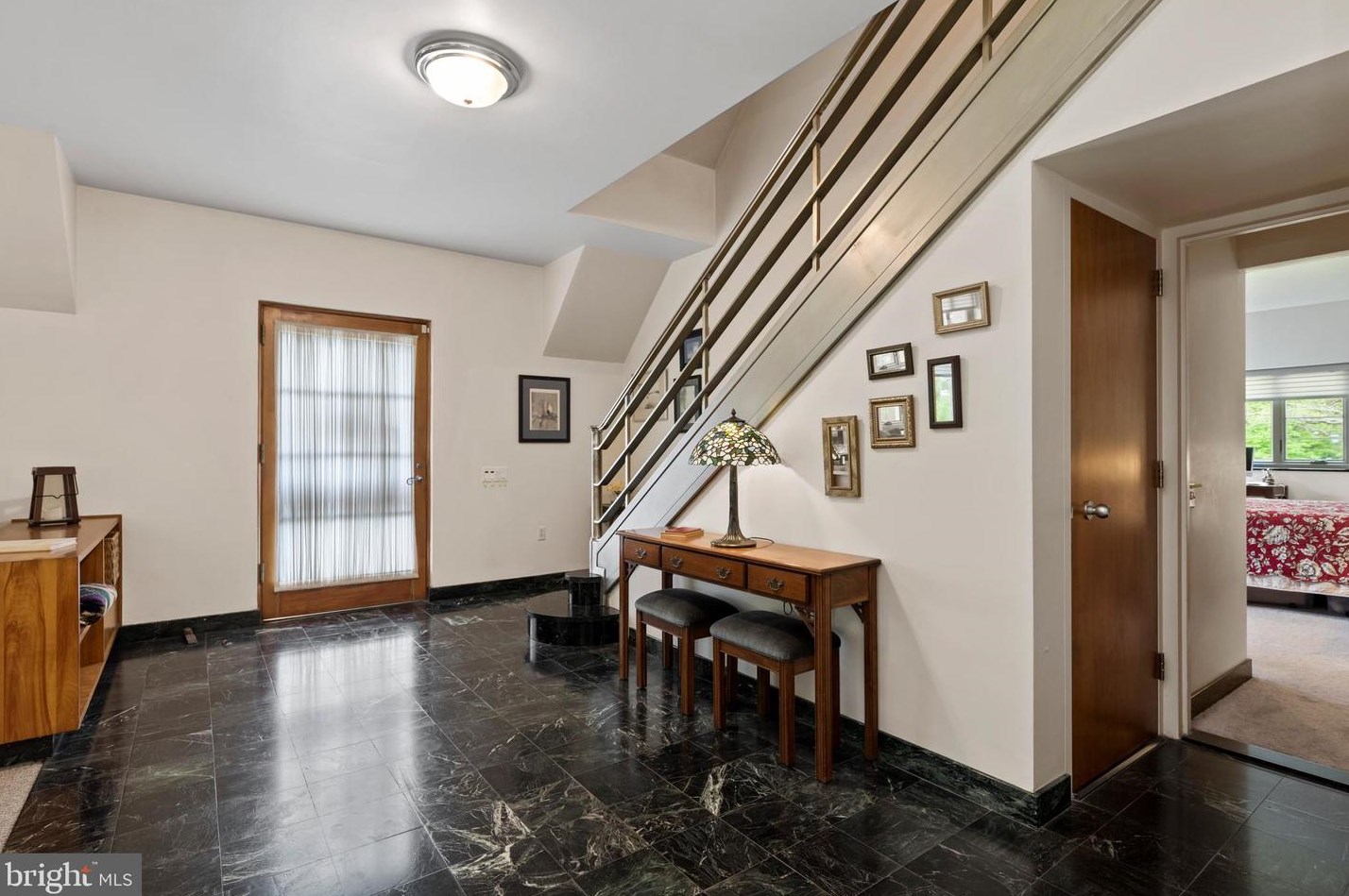 433 Mooreland Ave, Carlisle PA  17013-3727 exterior