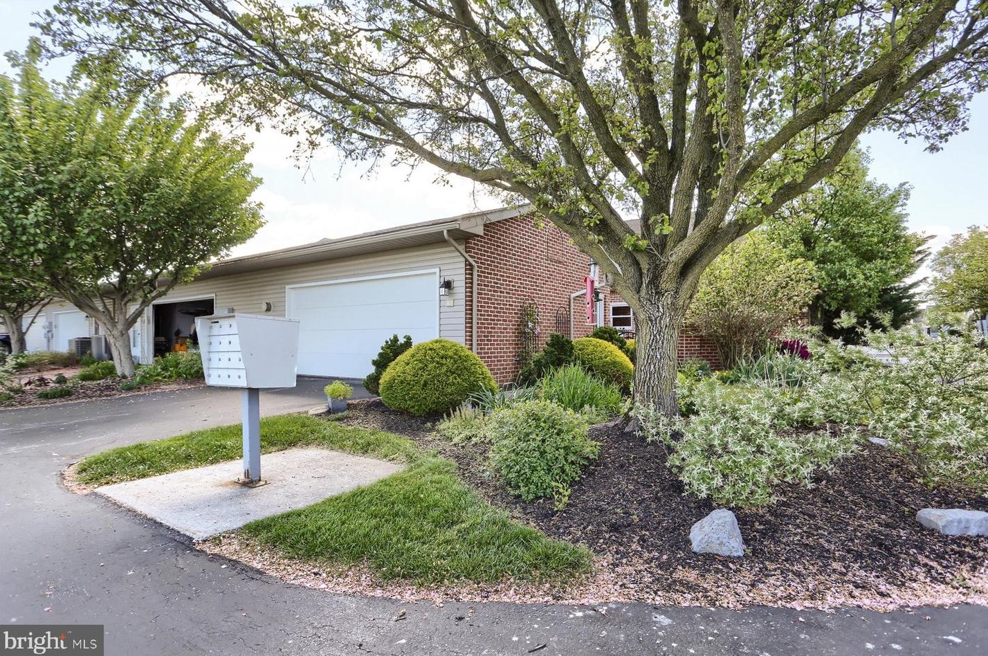 1333 Georgetown Cir, Carlisle PA  17013-3578 exterior