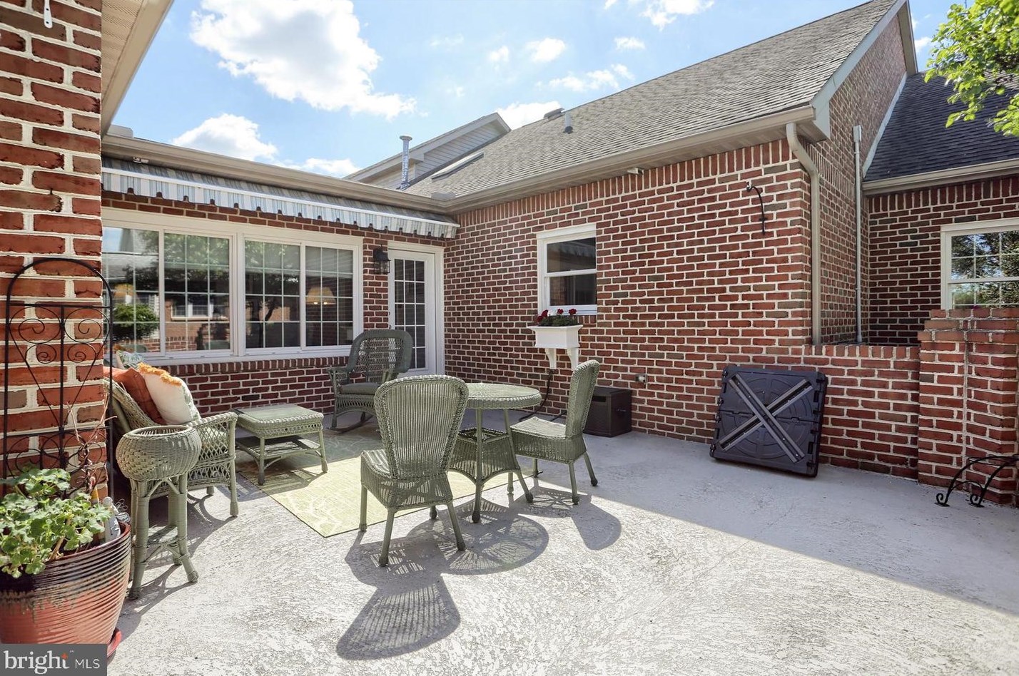 1333 Georgetown Cir, Carlisle PA  17013-3578 exterior