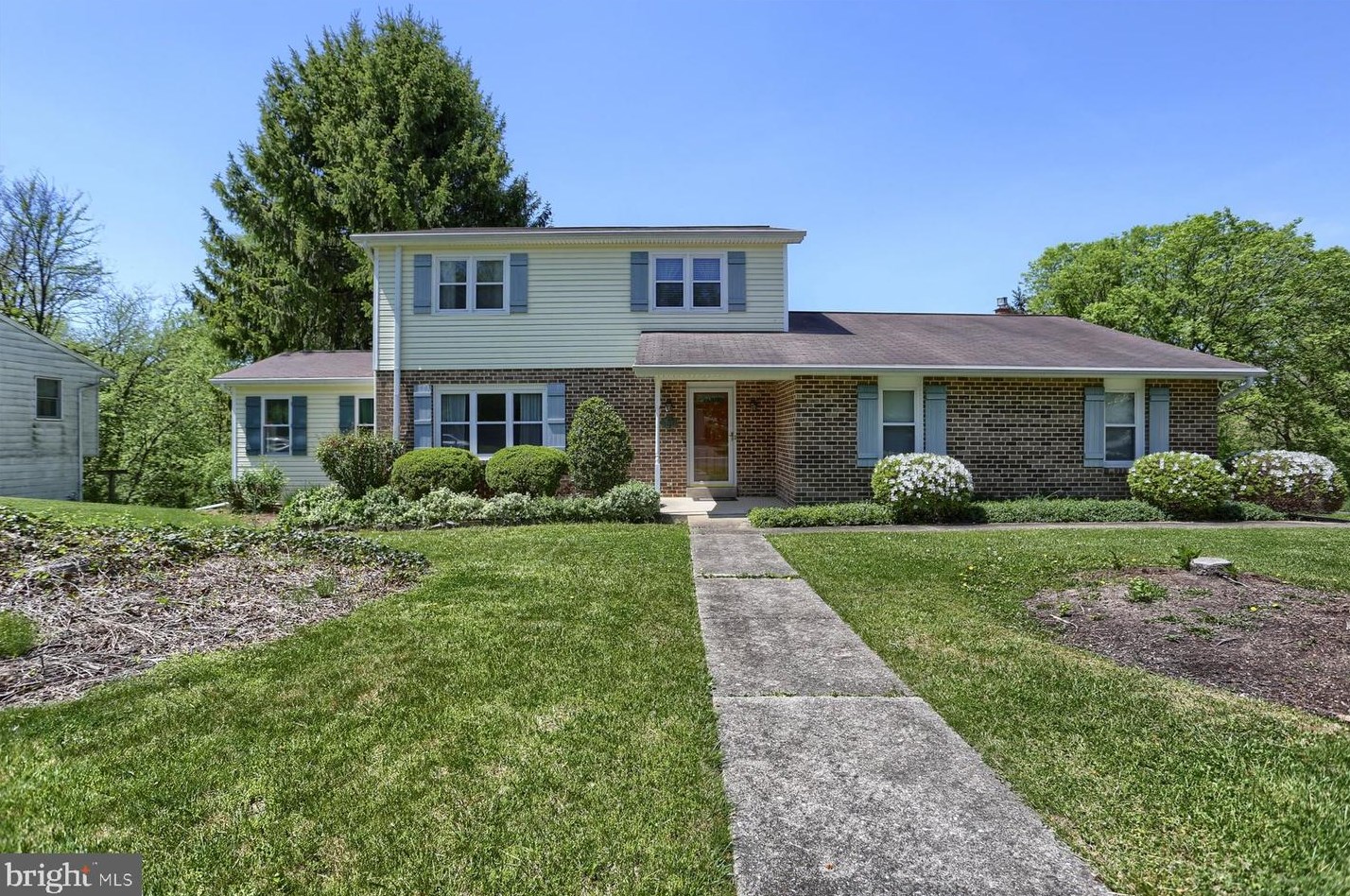 733 Florence Cir, Navy Sup Dpt, PA 17050-2212