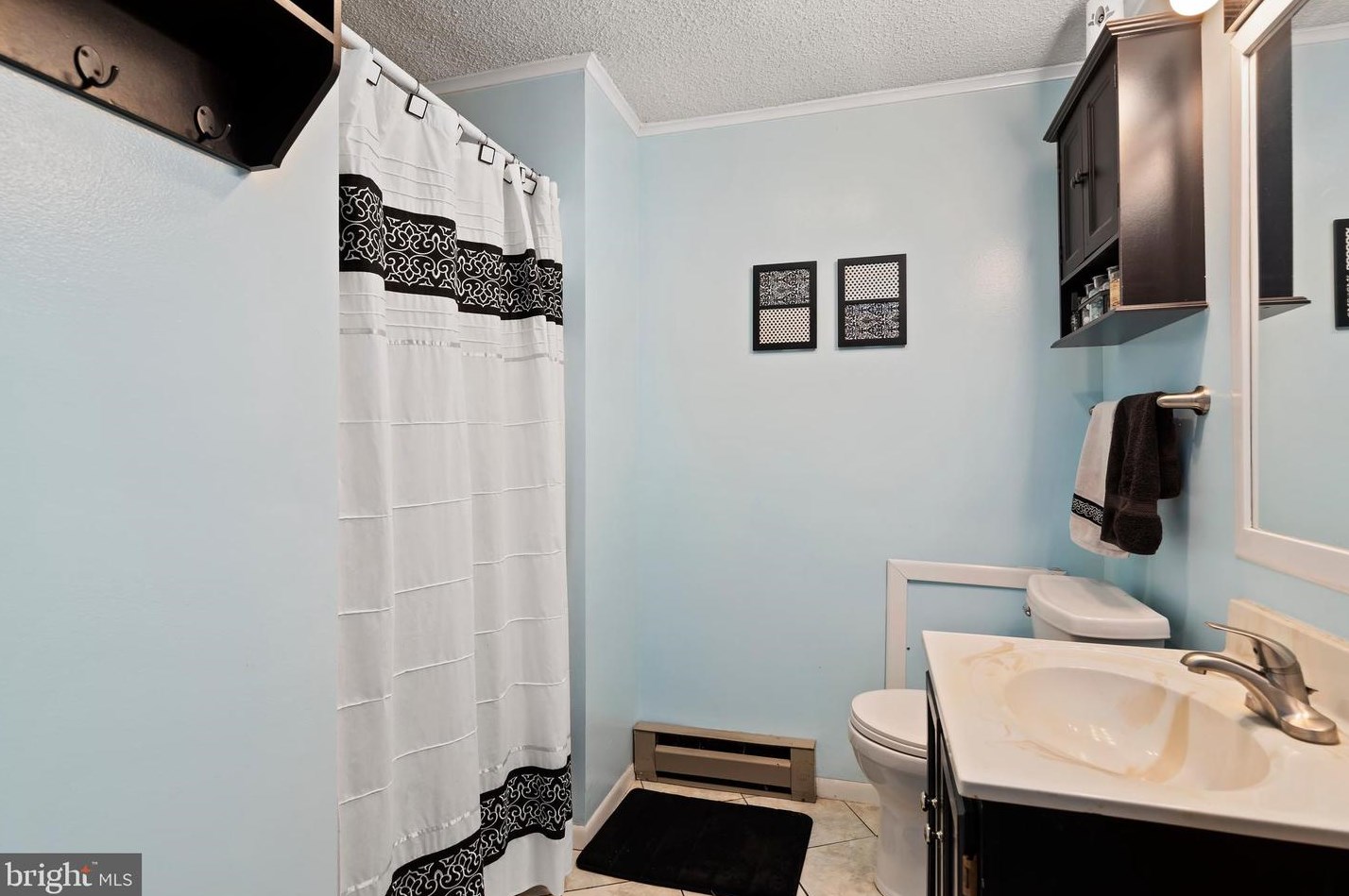 926 Gobin Dr, Carlisle PA 17013-1516 exterior