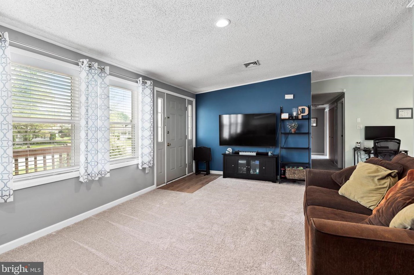 926 Gobin Dr, Carlisle PA 17013-1516 exterior