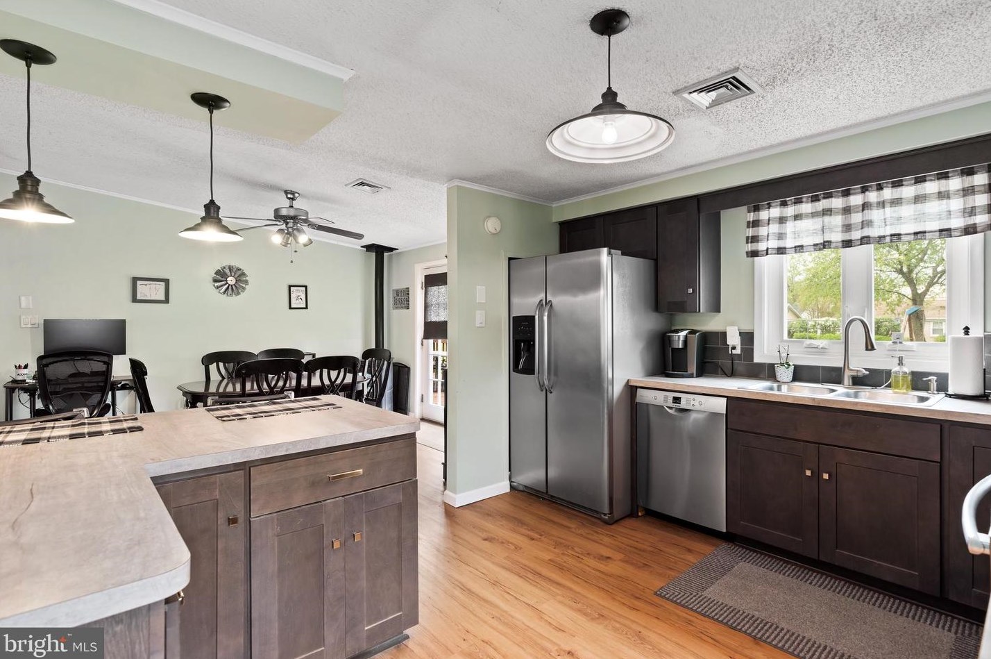 926 Gobin Dr, Carlisle PA 17013-1516 exterior