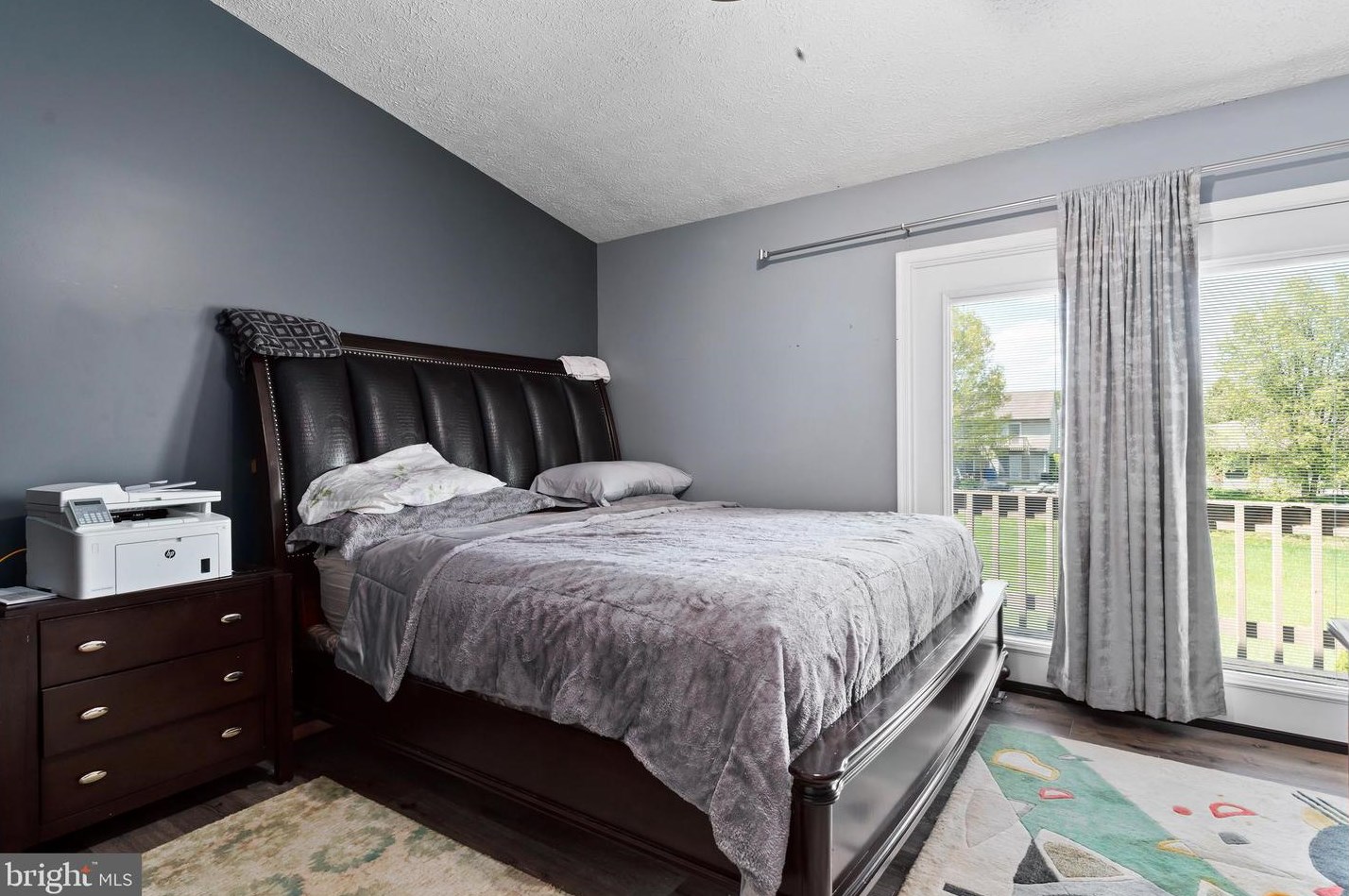 108 Easterly Dr, Navy Sup Dpt PA  17050-7936 exterior