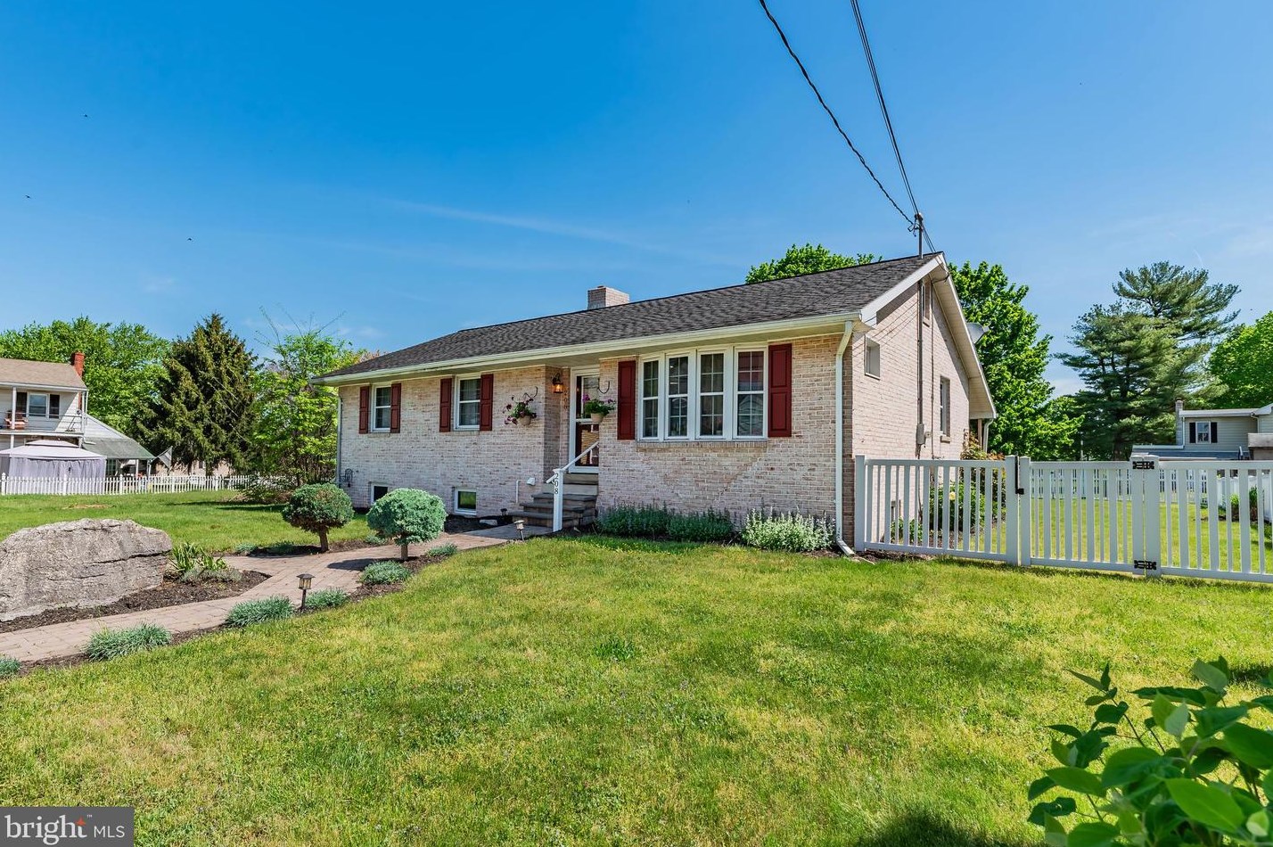 208 N Market St, Navy Sup Dpt, PA 17055