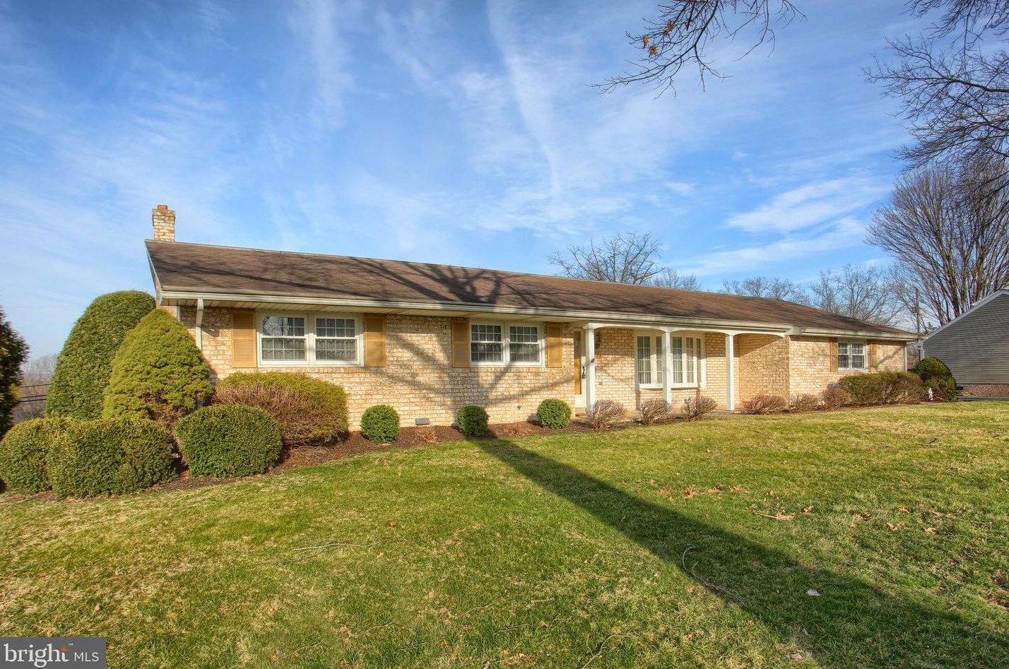 509 Gale Rd, Camp Hill, PA 17011