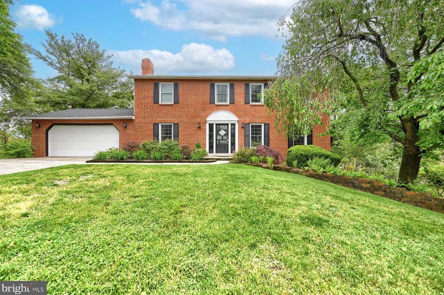 115 Cricket Ln, Camp Hill, PA 17011-8474