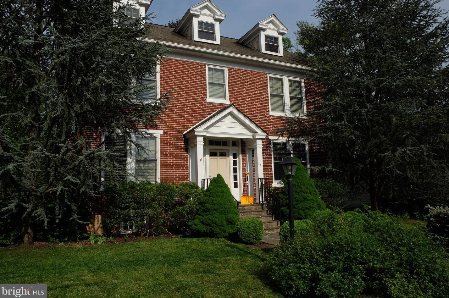 143 N 26th St, Camp Hill, PA 17011