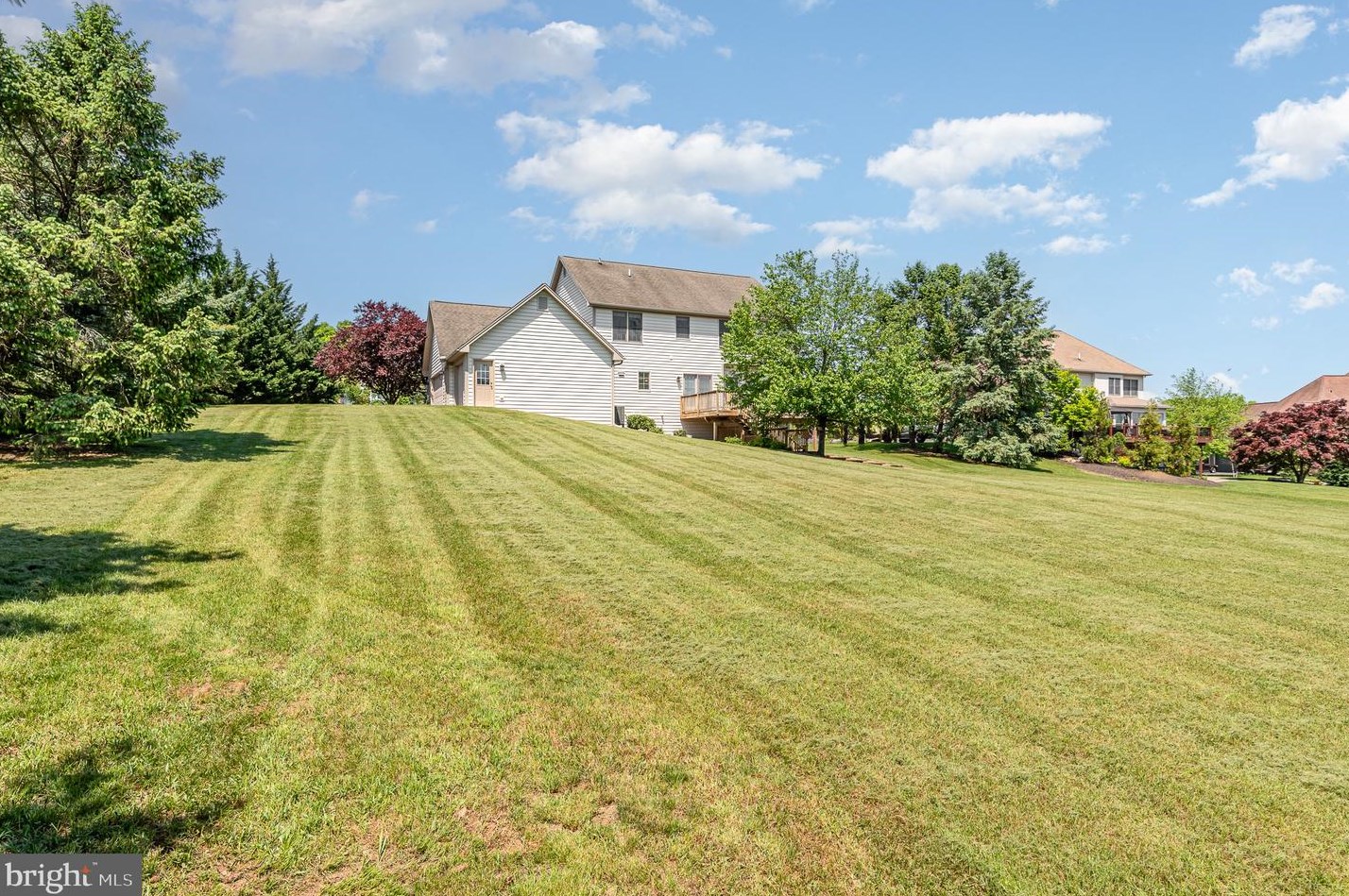 1 Clairburn Dr, Navy Sup Dpt, PA 17050-7361