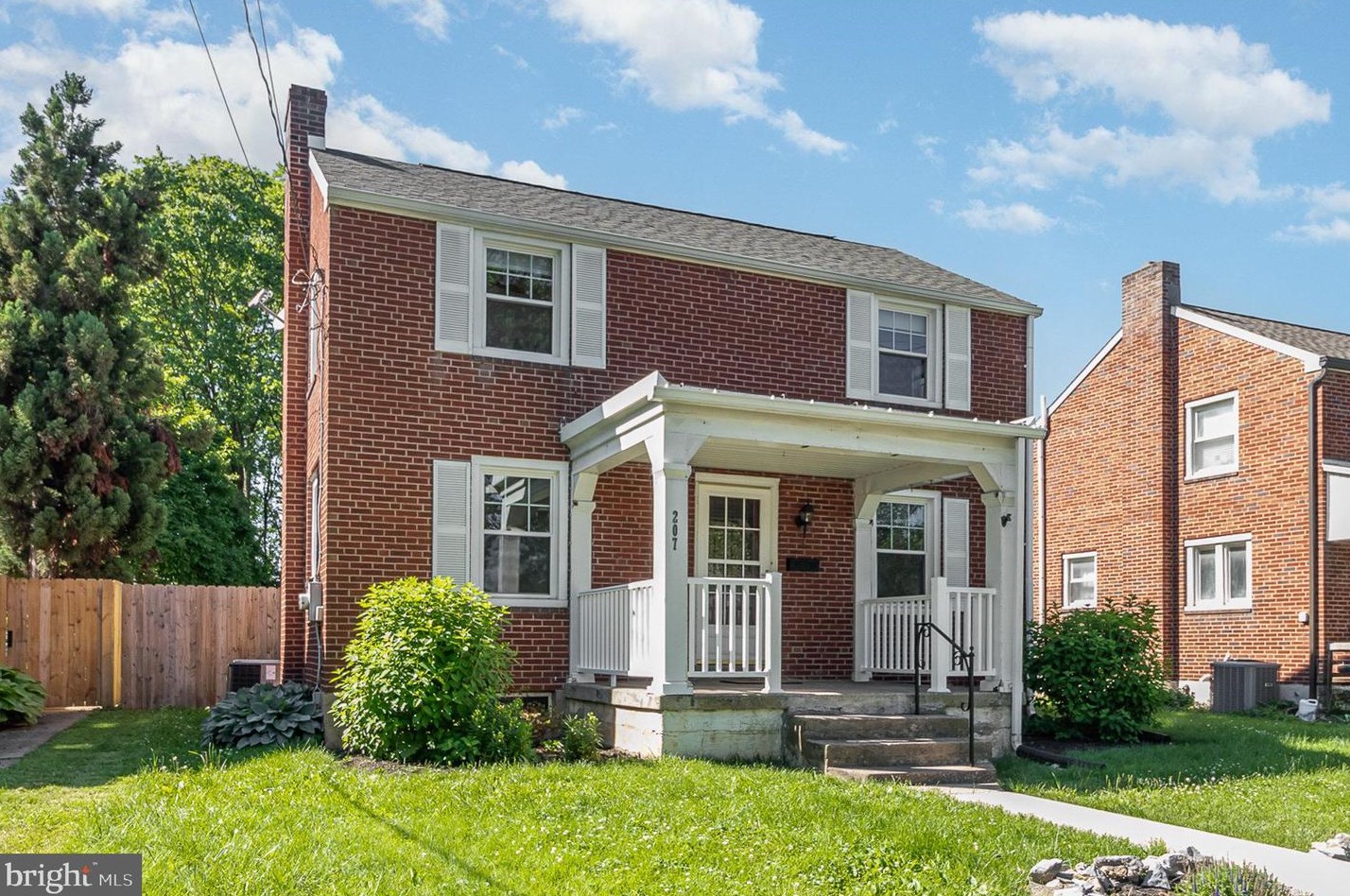 207 Walton St, Lemoyne, PA 17043-2025