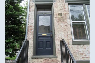 128 W Louther Street - Photo 1