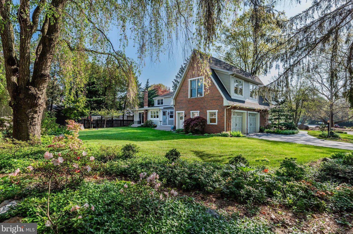 274 Belvedere St, Carlisle PA  17013-3501 exterior