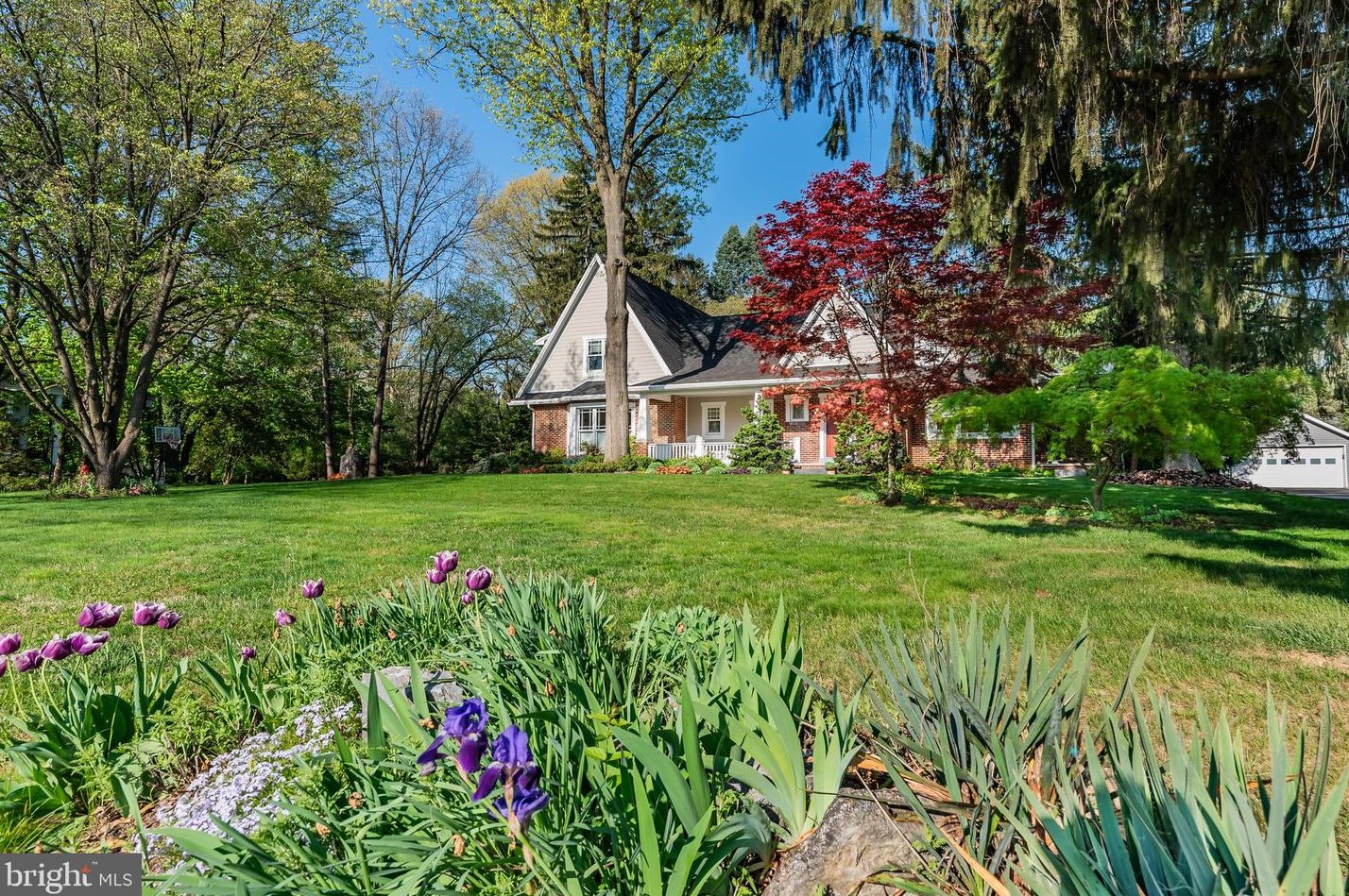 274 Belvedere St, Carlisle PA  17013-3501 exterior