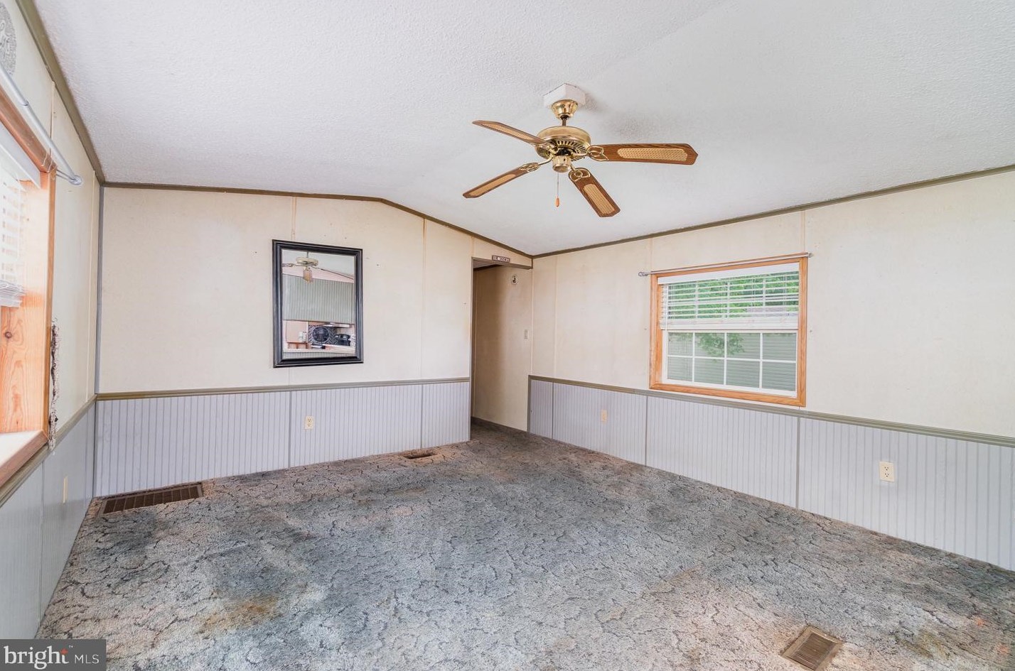 10 Amara Ln, Carlisle PA  17015-8819 exterior