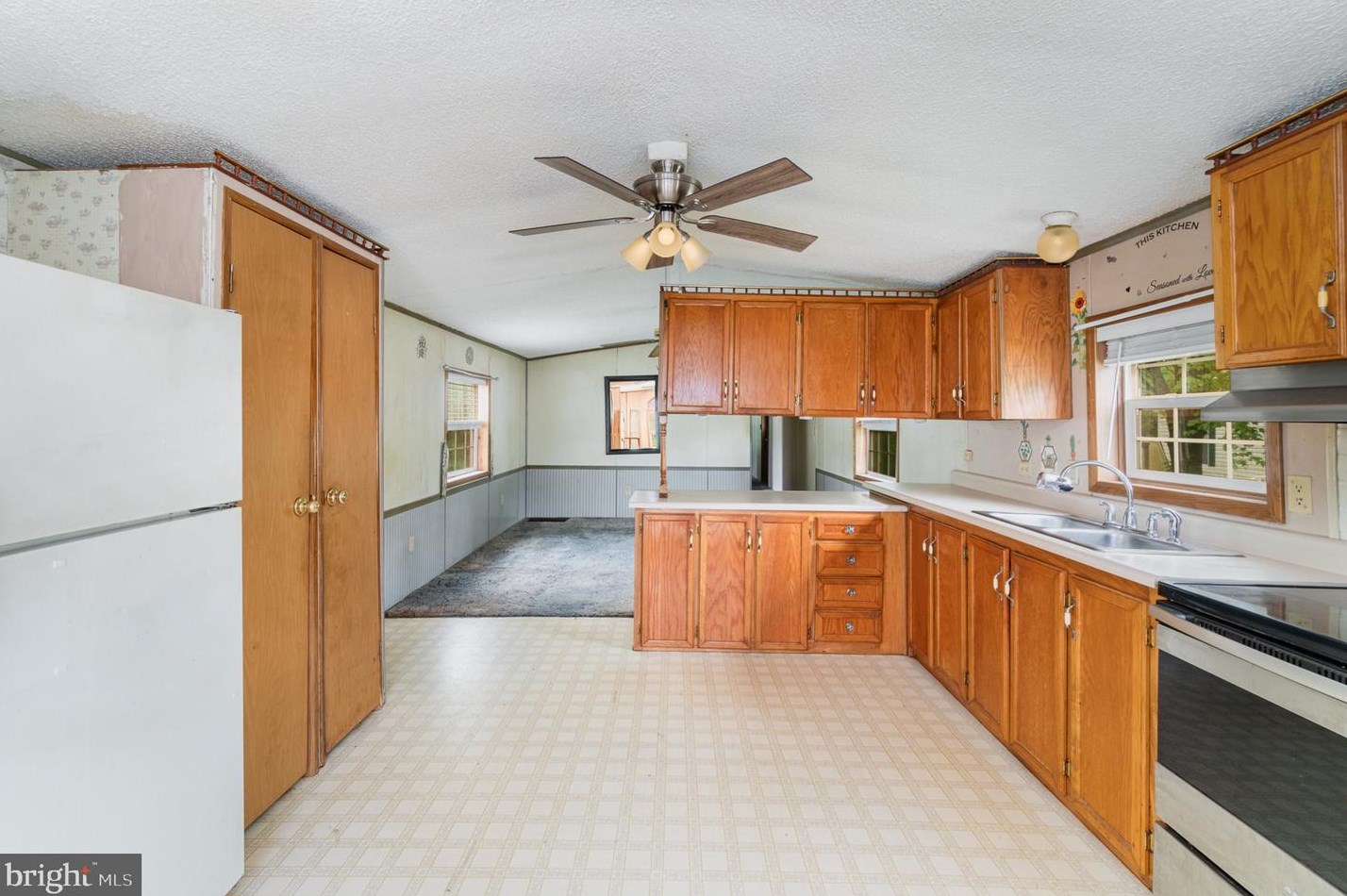 10 Amara Ln, Carlisle PA  17015-8819 exterior