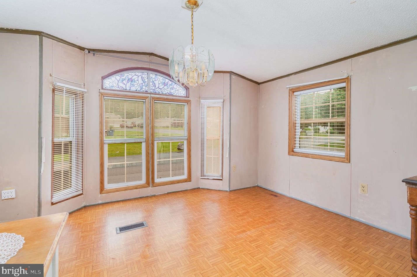 10 Amara Ln, Carlisle PA  17015-8819 exterior