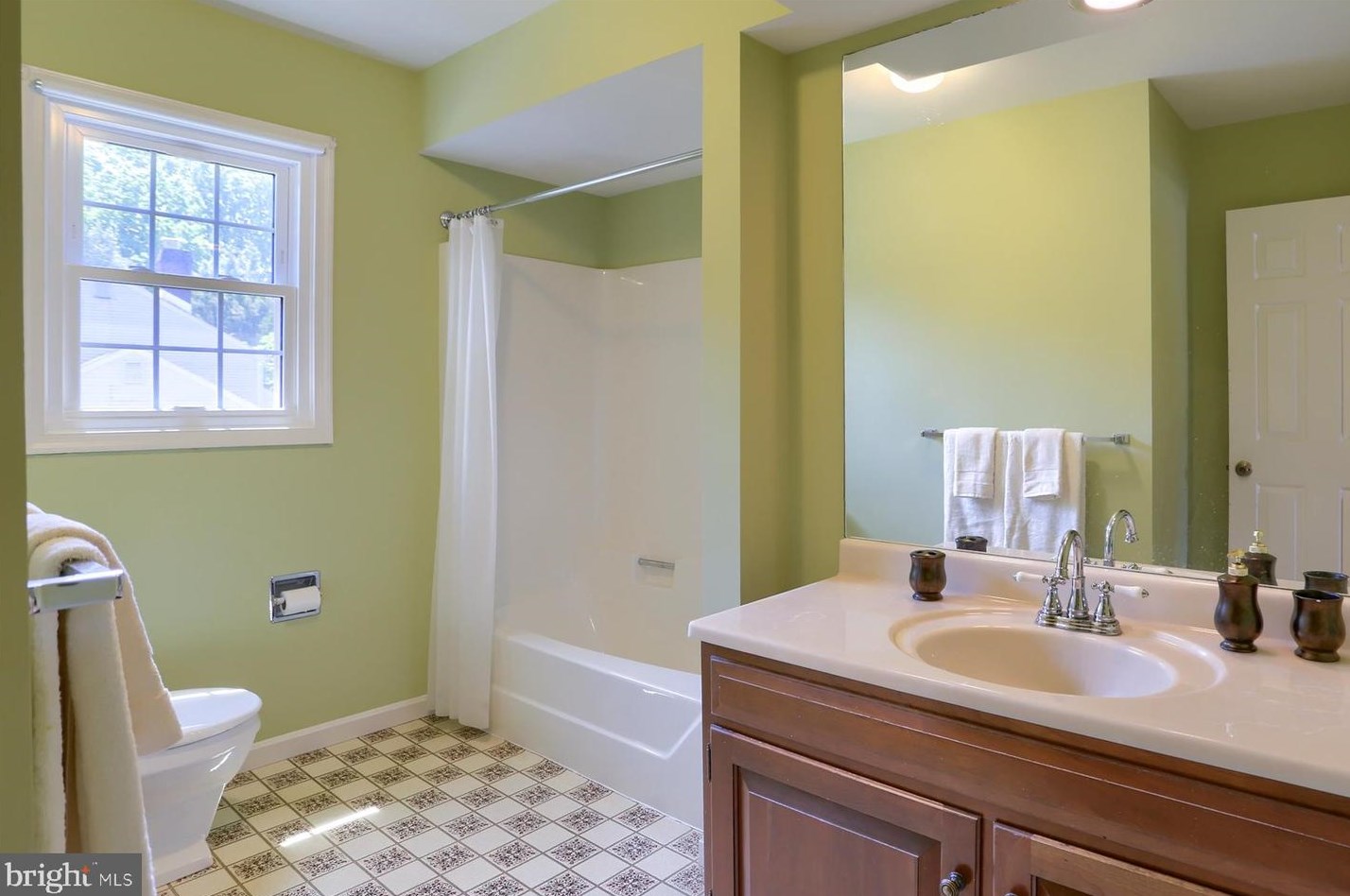 6116 Stephens Xing, Navy Sup Dpt PA 17050-2379 exterior