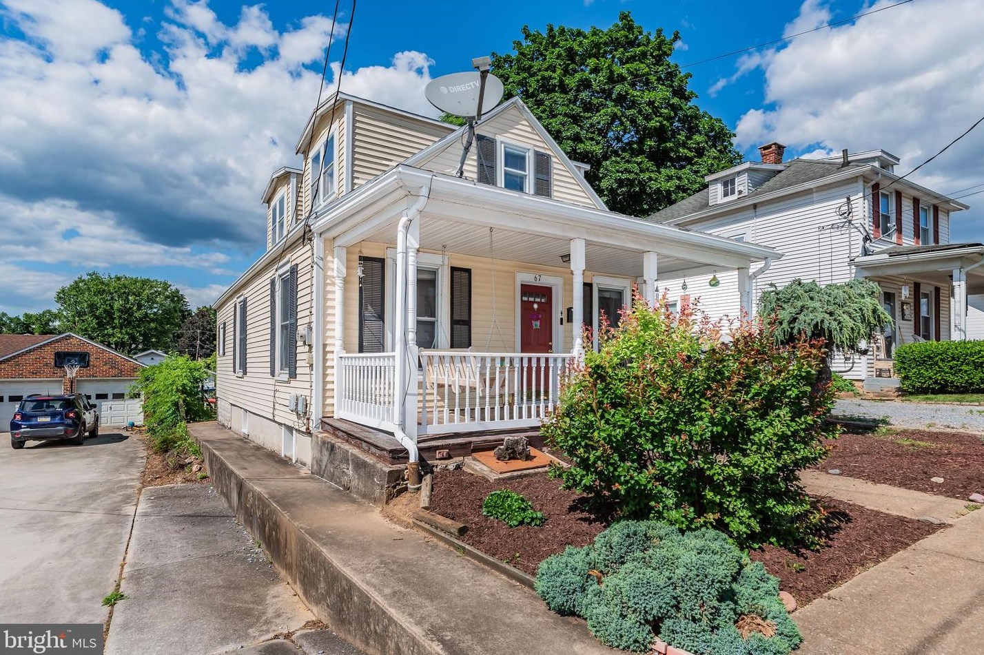 67 H St, Carlisle, PA 17013-1446