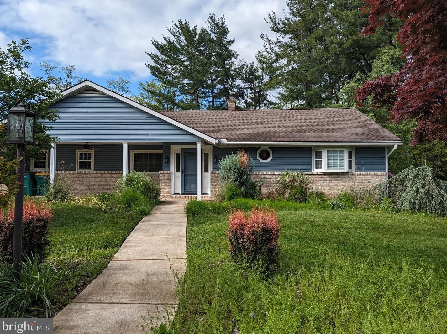 829 Mandy Ln, Camp Hill, PA 17011