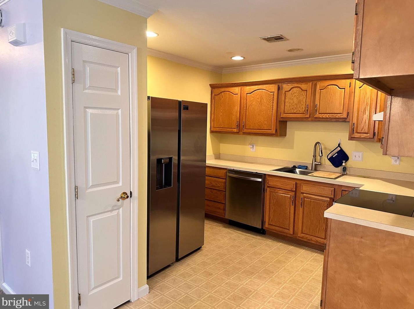 609 Mill Race Ct, Carlisle, PA 17013-2535