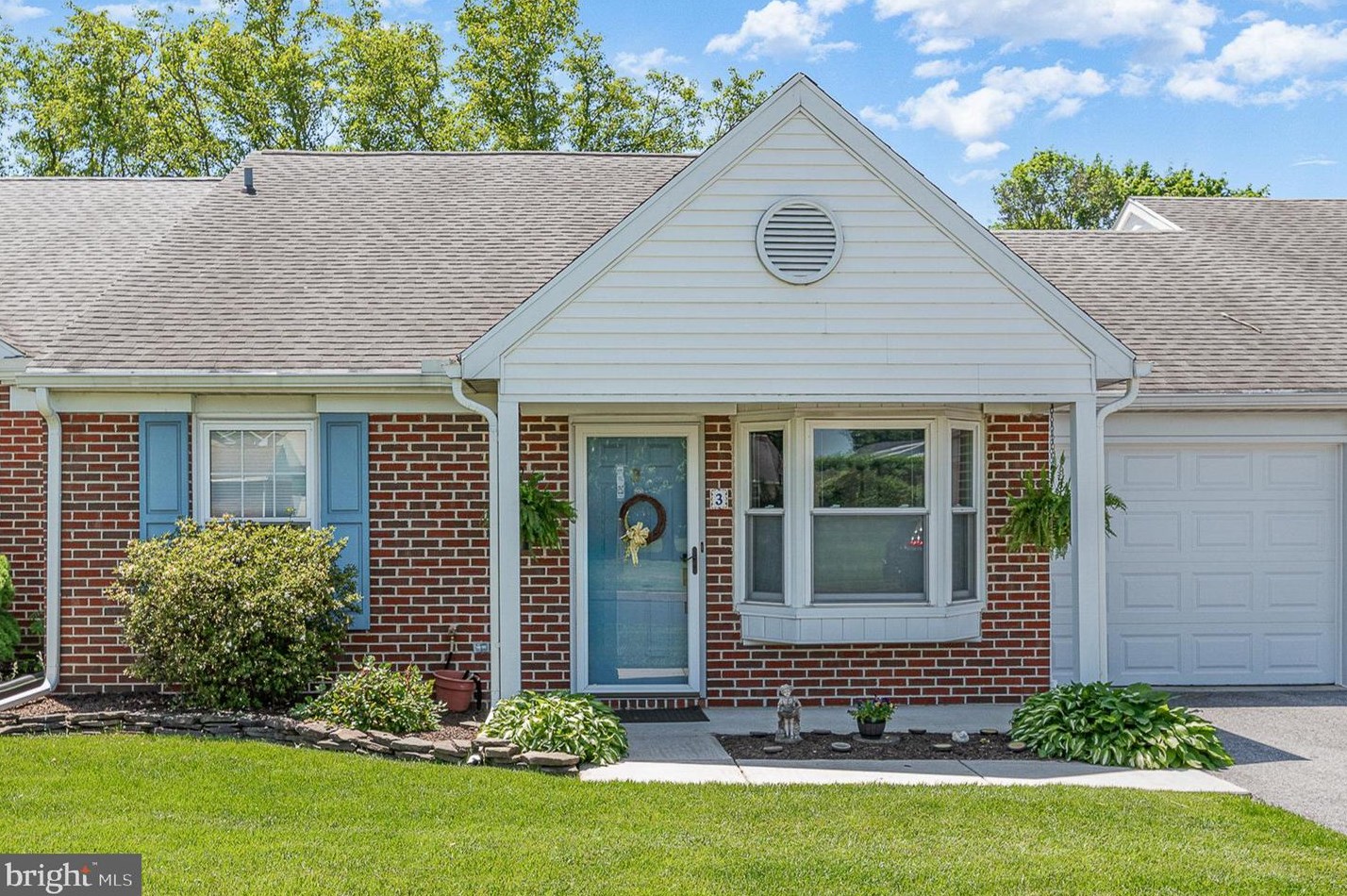 3 Pheasant St, Navy Sup Dpt, PA 17050-3145