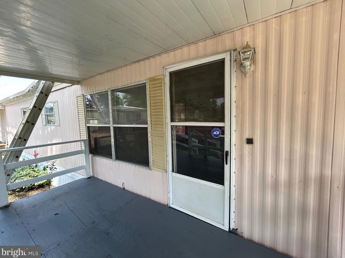 82 Linda Dr, Navy Sup Dpt PA  17050-1549 exterior