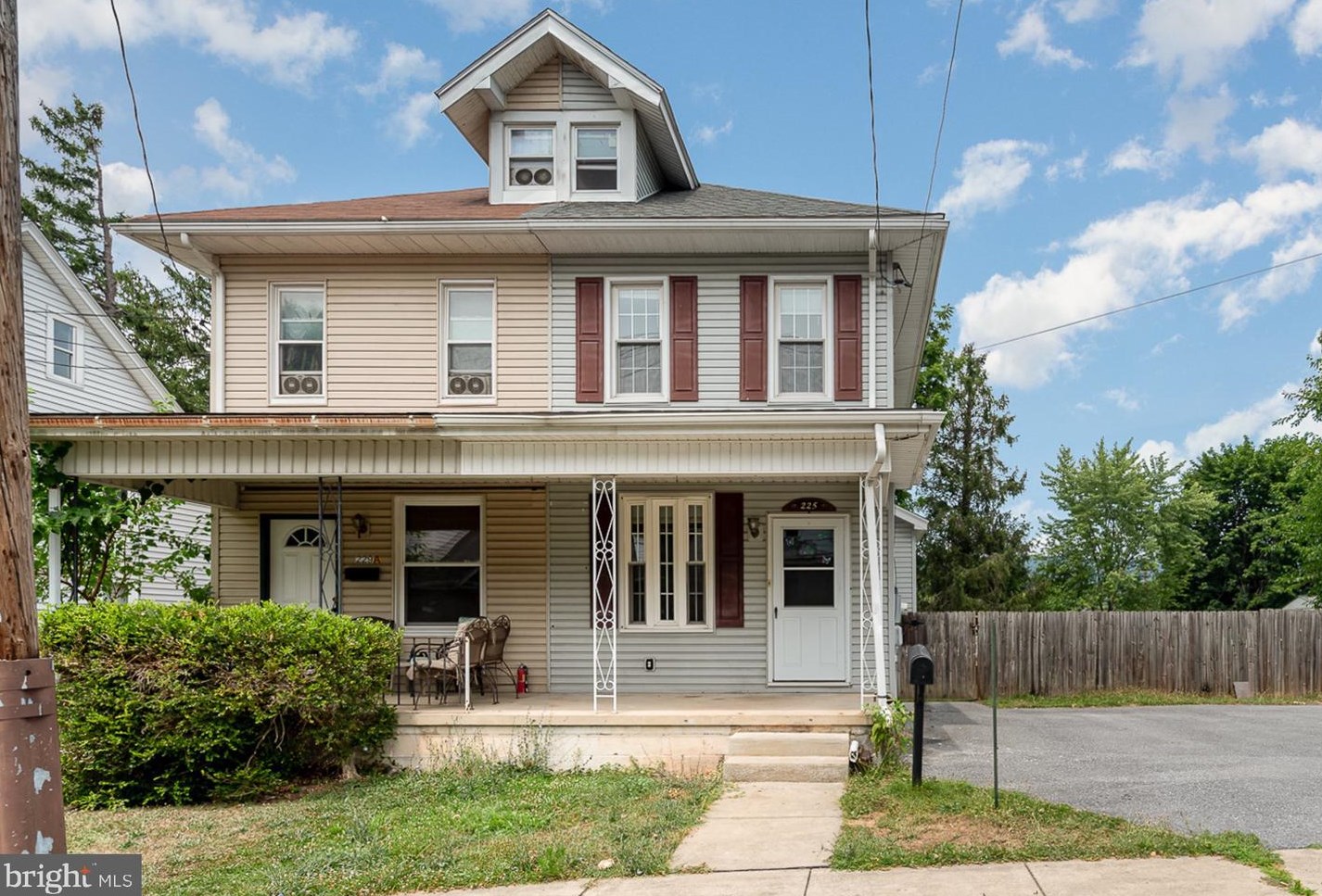 225 Columbia Rd, West Enola, PA 17025-2208