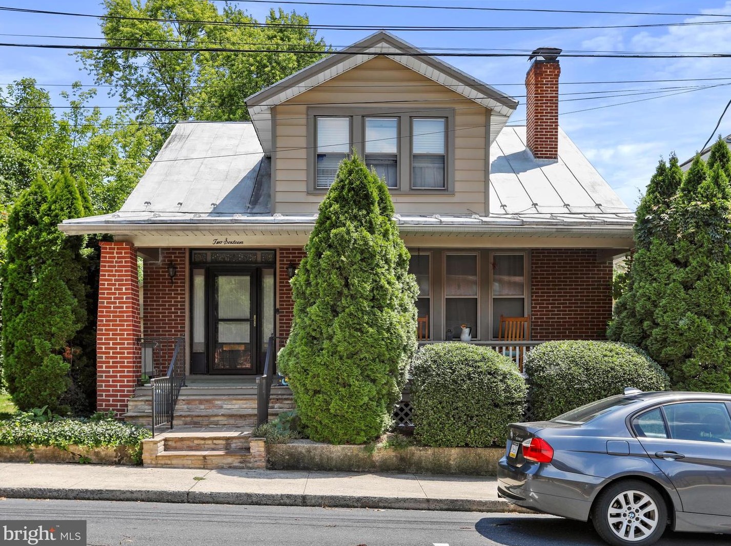 216 E Burd St, Lees Cross Roads, PA 17257