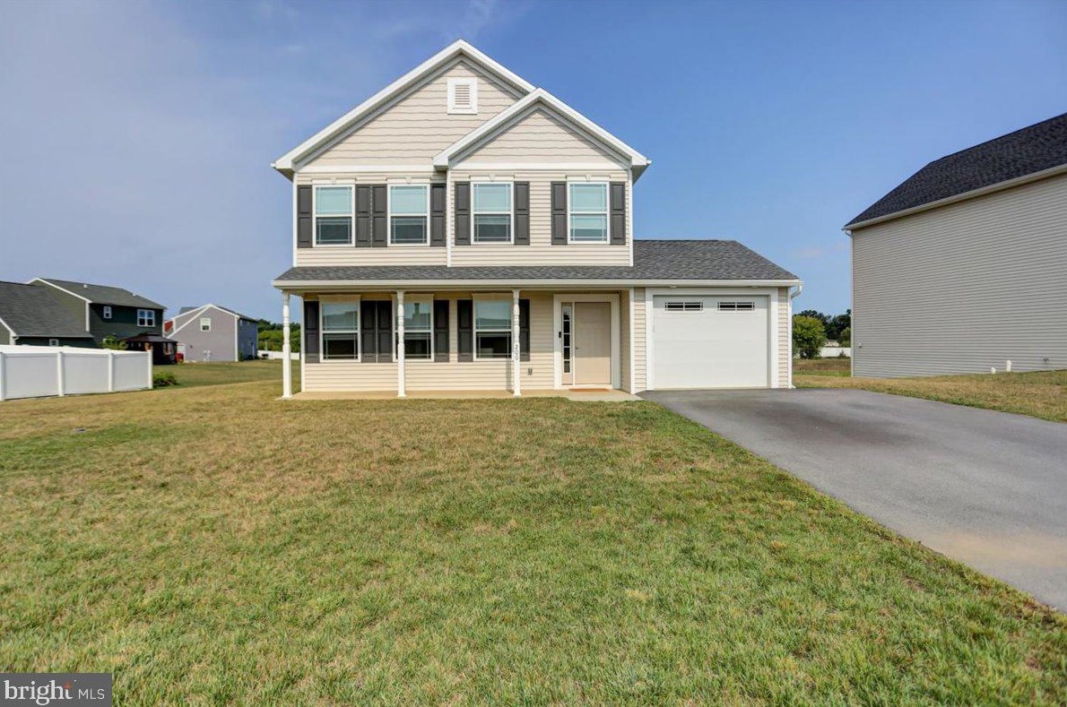 200 Woodridge Dr, Lees Cross Roads, PA 17257