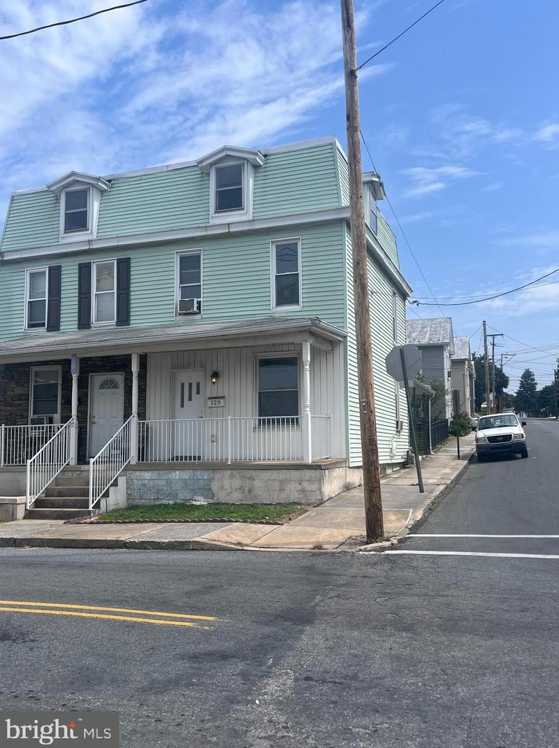 129 S Penn, Lees Cross Roads, PA 17257