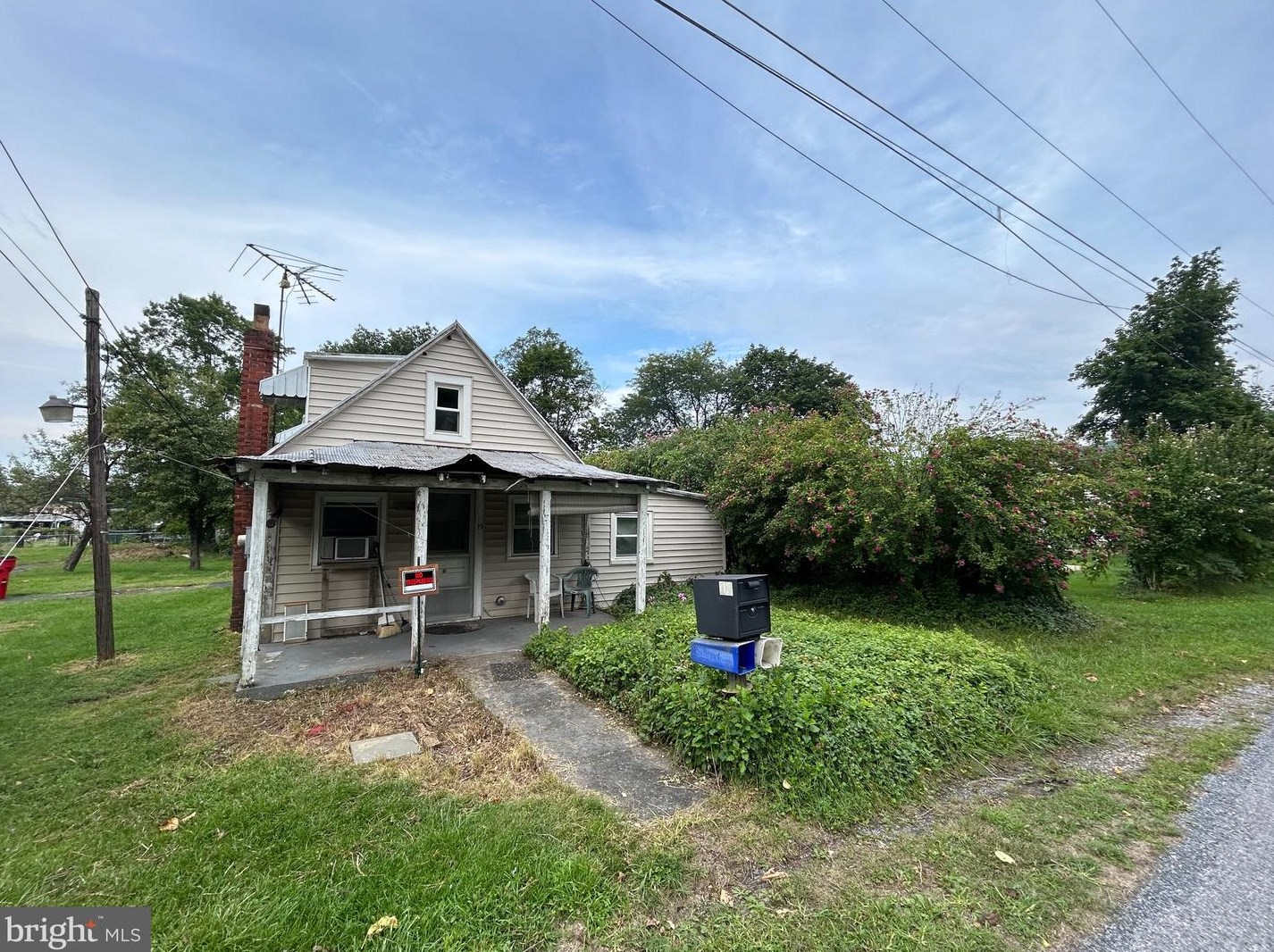 19 Orange St, Mount Holly Springs, PA 17065