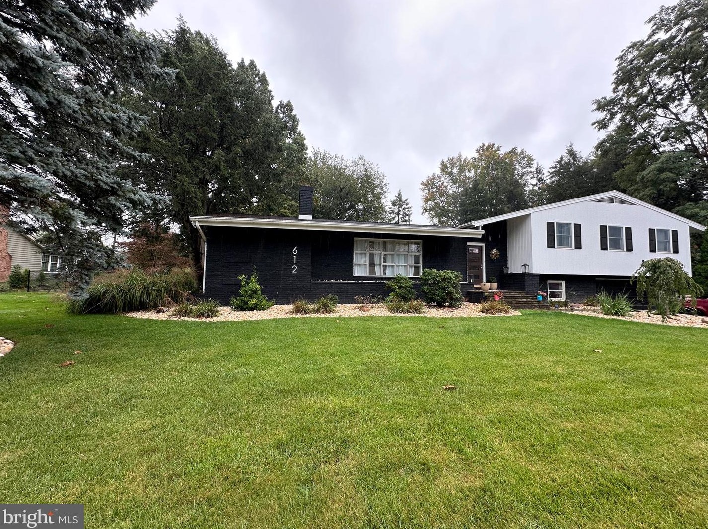 612 E Orange St, Lees Cross Roads, PA 17257