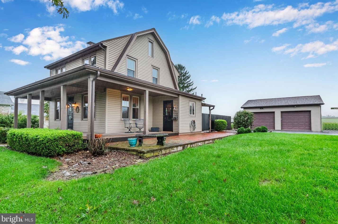 2635 Walnut Bottom Rd, Carlisle, PA 17015-9329