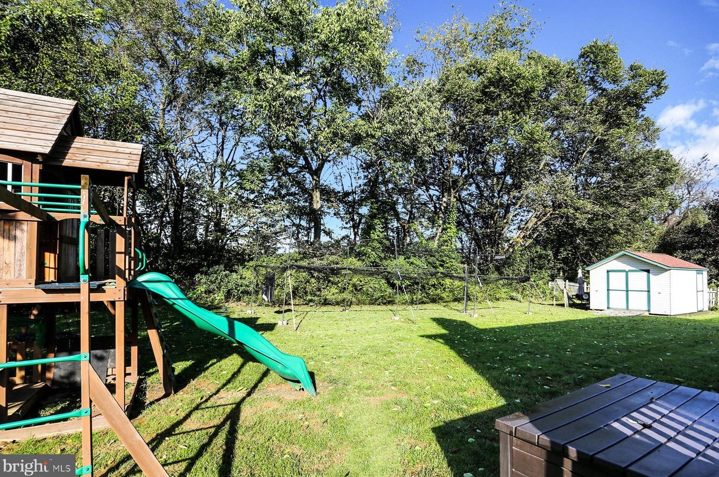 18 Arlington Dr, Carlisle PA 17015-3192 exterior