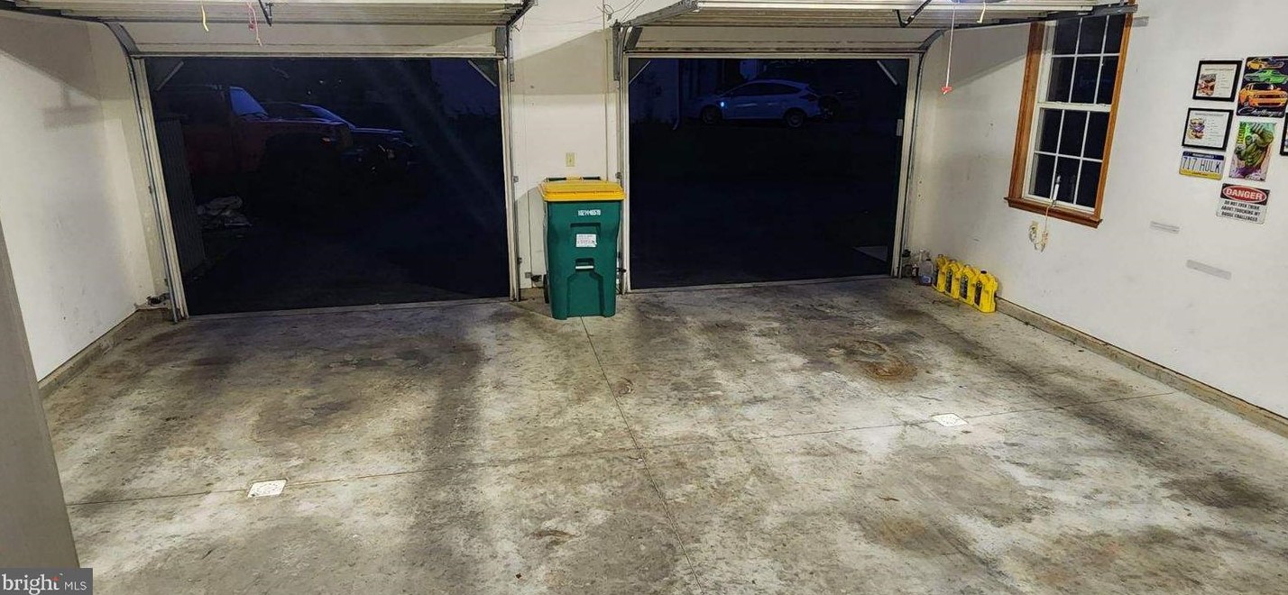 18 Arlington Dr, Carlisle PA 17015-3192 exterior