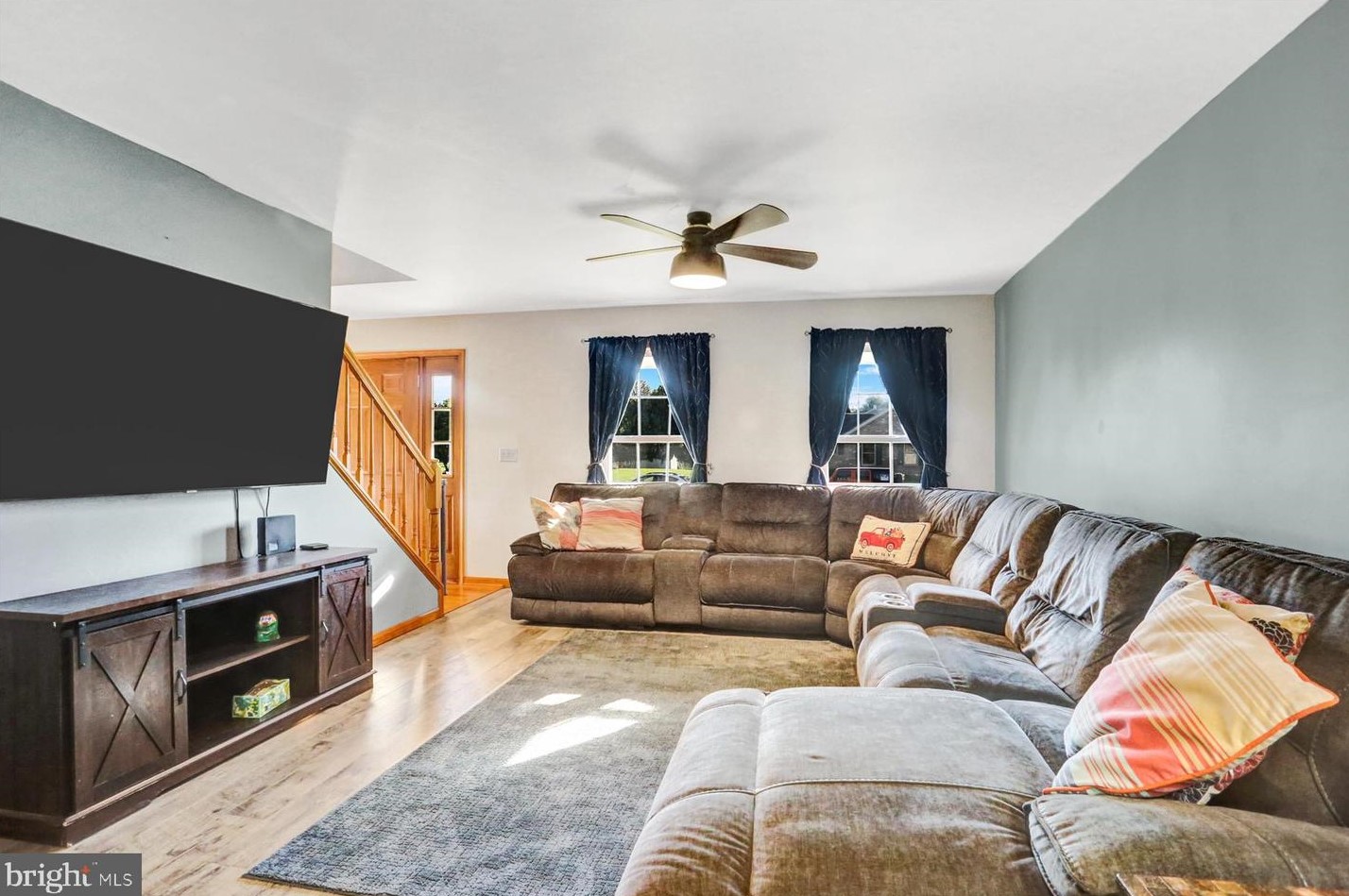 18 Arlington Dr, Carlisle PA 17015-3192 exterior