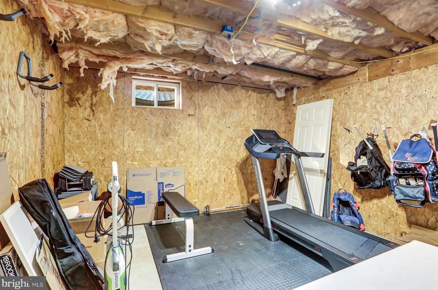 18 Arlington Dr, Carlisle PA 17015-3192 exterior