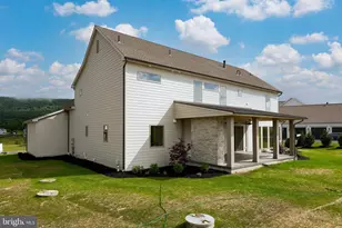 11 Sailfish Dr, Mechanicsburg, PA 17050 - Photo 4