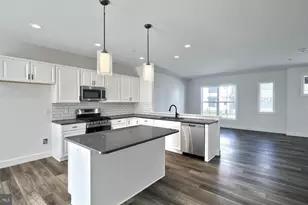 110 Madison Dr, Mechanicsburg, PA 17055 - Photo 10