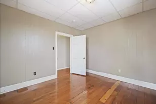 14 W Burd St, Shippensburg, PA 17257 - Photo 18