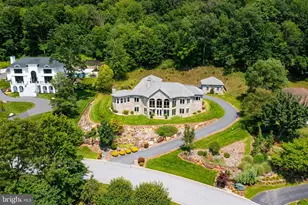 522 Halyard Way, Enola, PA 17025 - Photo 2