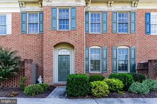 37 Devonshire Square, Mechanicsburg, PA 17050 - Photo 2