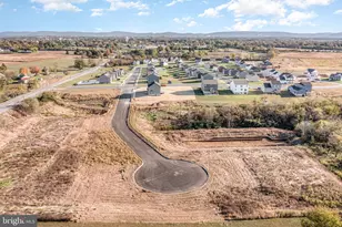 2 Stream Dr, Carlisle, PA 17013 - Photo 2