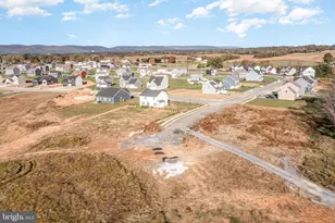 10 Stream Dr, Carlisle, PA 17013 - Photo 36