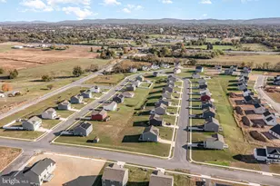 8 Lantern Ct, Carlisle, PA 17013 - Photo 34