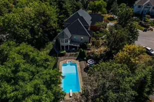 7 Accent Cir, Camp Hill, PA 17011 - Photo 2