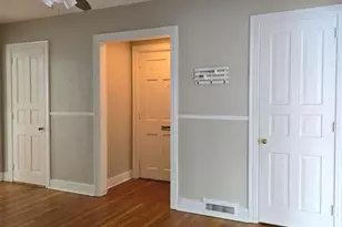 808 Walnut Ln, Carlisle, PA 17013 - Photo 4