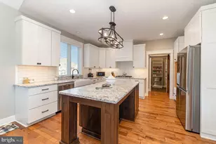 1011 Stonehill Ln, Carlisle, PA 17015 - Photo 16